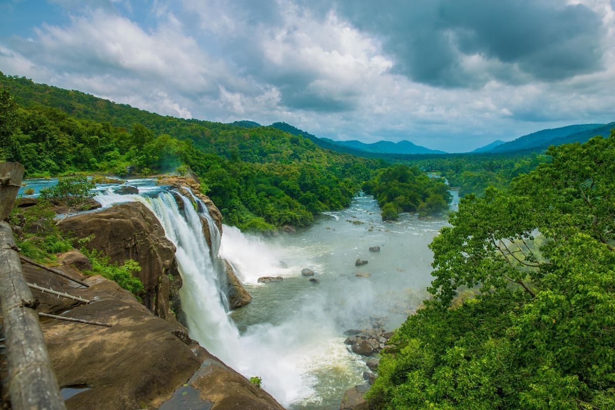 ATHIRAPALLI FALLS